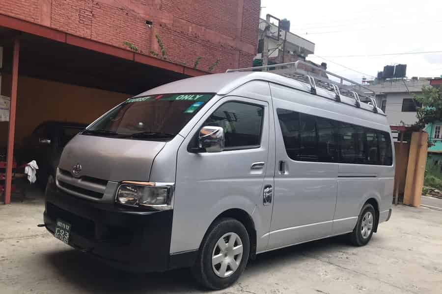 Flughafentransfer von Kathmandu nach Ramechhap Sharing. Foto: GetYourGuide