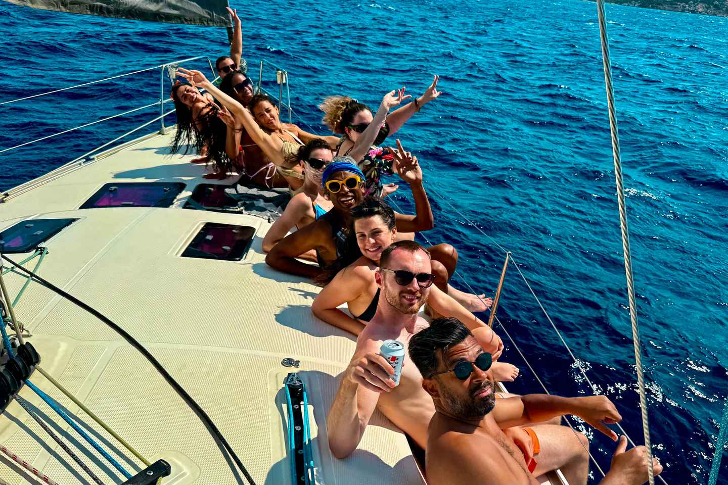 Maddalena Archipelago: Island-Hopping Sailing Tour and Lunch