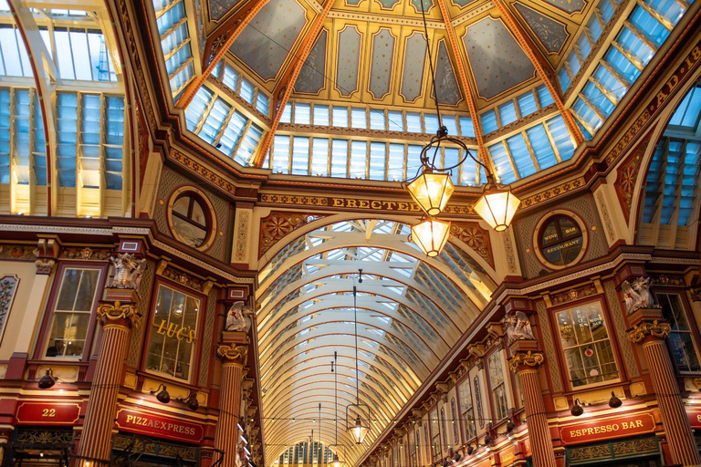 伦敦：哈利·波特 Lumos 圣诞灯巴士观光