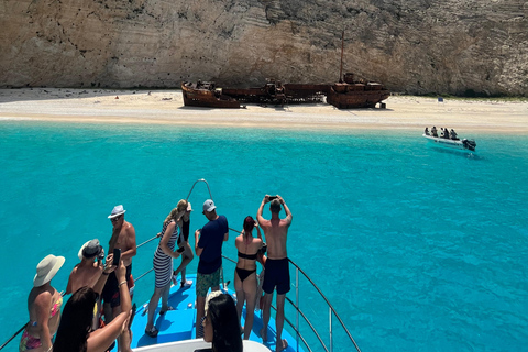 Zakynthos : Tour des points forts avec arrêts baignade et croisière en bateauVisite de groupe