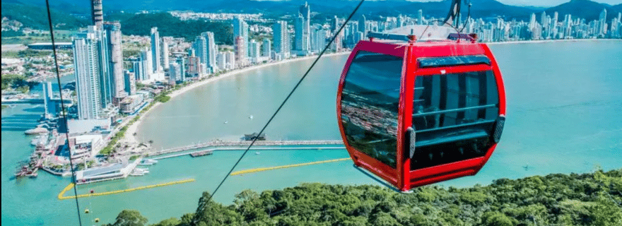 Florianópolis: Camboriú e Parque Unipraias com Passeio de Bondinho