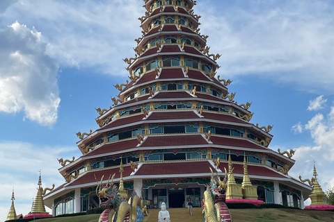 Private trip Chiang Rai Day trip, White Temple, Blue temple