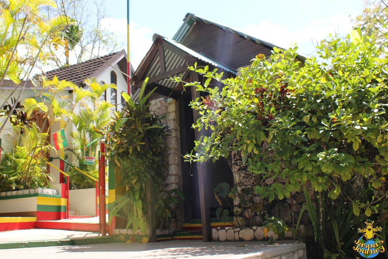 From Montego Bay: Bob Marley Birthplace and 9 Mile Day Tour