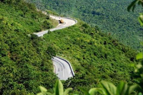 Hoi An : Transfert en moto vers Hue avec le col de Hai VanDe Hoi An à Hue