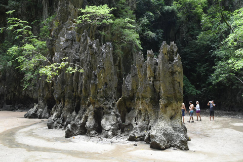 Da Phuket: Isola di James Bond e tour in canoa con una grande barca