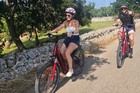 Alberobello: eBike Tour with Craft Beer Tasting