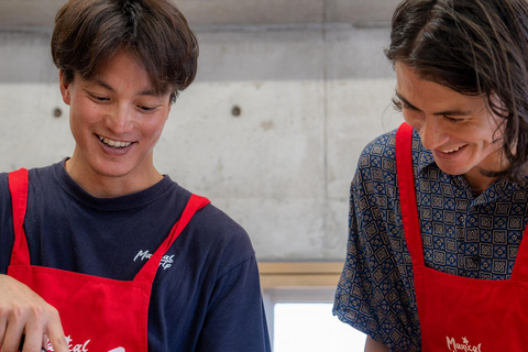 Fête à la maison à Osaka : cuisine, culture et découverte du saké