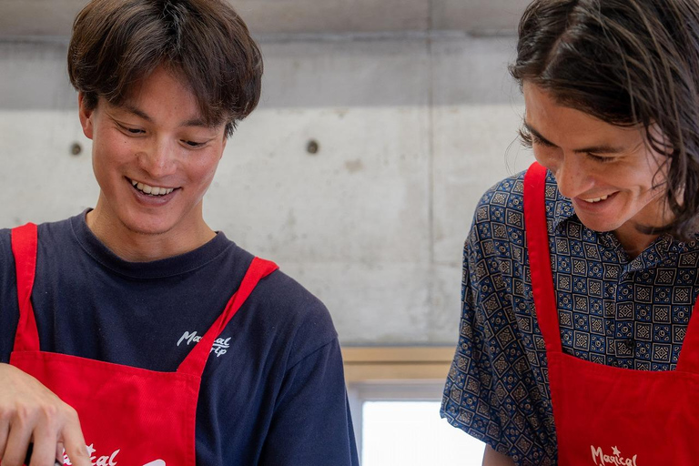 Fête à la maison à Osaka : cuisine, culture et découverte du saké