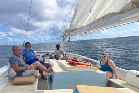 St. Kitts i Nevis: Schooner Alexander Hamilton Sailing ...