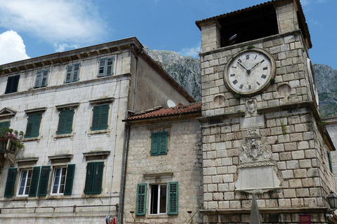 Ontdek de verborgen parel van Perast en verken Kotor