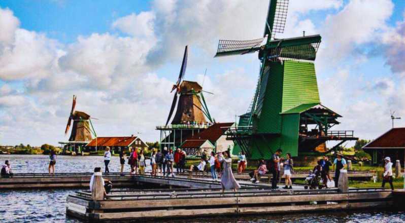 Amsterdam: tour di un giorno ai mulini a vento di Giethoorn e Zaanse Schans