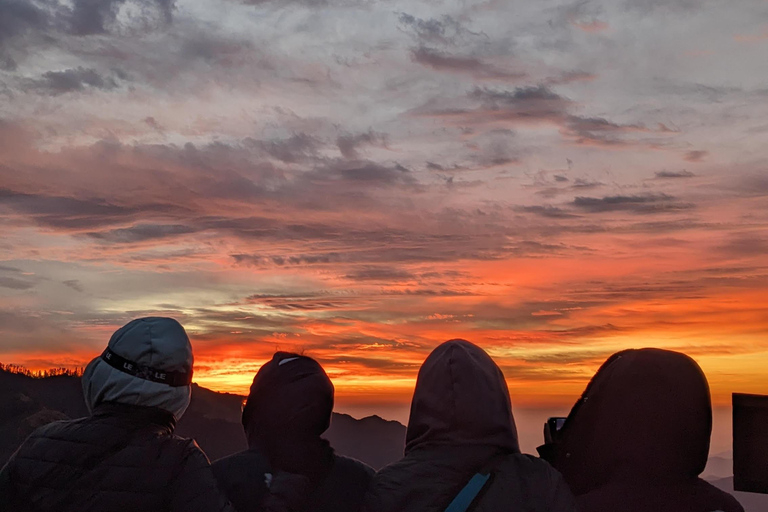 Pokhara: Caminhada de 3 dias em Poon Hill com vista para o nascer do sol