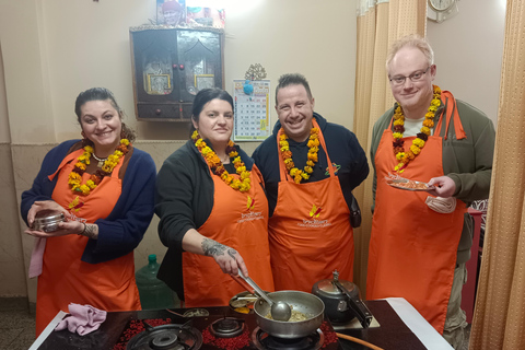 Aula de culinária indiana com mercado de vegetaisAula de culinária vegetariana e não vegetariana com mercado de vegetais