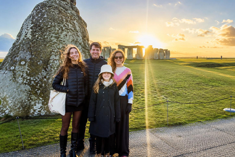 London: Stonehenge, Castle Combe, & Bath Luxury Private Tour