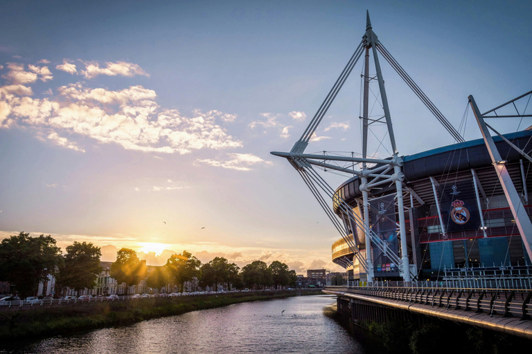 Cardiff: 7-Day Private Voyage of Wales with Driver