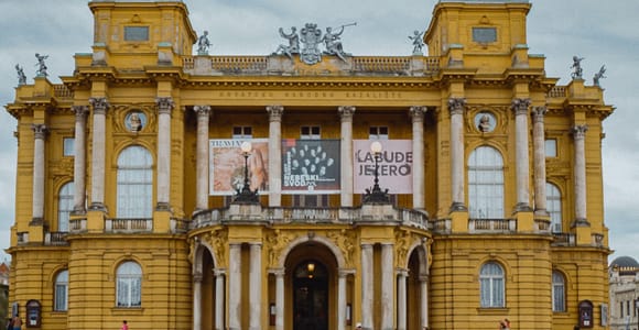 Zagreb: Guided City Tour with a Local Student