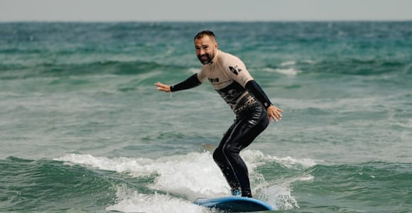 Lanzarote: Surf Lesson with a Local School + Photo Package