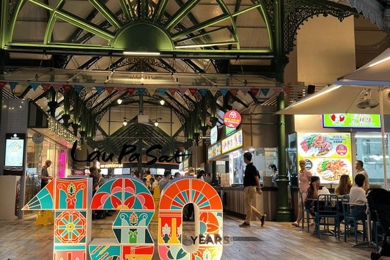 Tour noturno de assinatura: Passeio pela Marina com provas de comidaJunta-te ao grupo