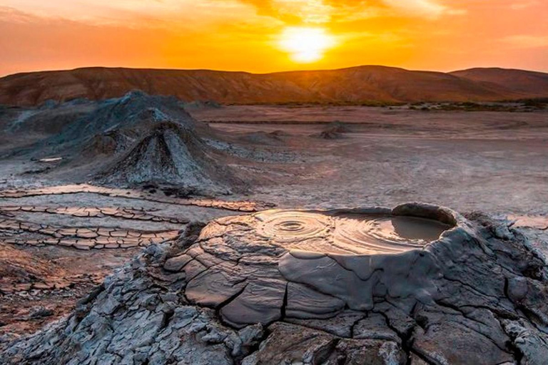 Baku: Gobustan, Schlammvulkane &amp; Absheron Sehenswürdigkeiten geführte Tour