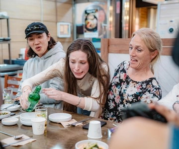 Seoul: Night Market Food Tour with Local Guide