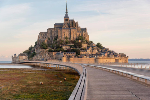 Paryż: Prywatna 1-dniowa wycieczka do Mont Saint Michel