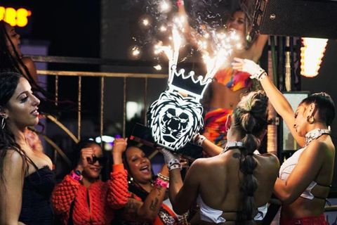 Cancun: Klub 24 K z otwartym barem i stołem w cenie