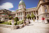 Budapest, Buda Castle Walking Tour with Saint Stephen's Hall - Housity