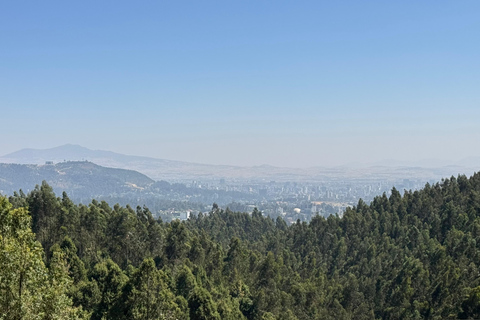 Addis Ababa: 14-Day Adventure and Nature Tour(customizable)