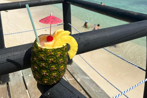 Cartagena: Sol y Papaya Beachclub - Daytour in Isla Grande!