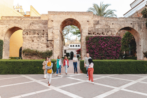 Seville: VIP Early Bird Guided Tour of The Alcazar Seville: Royal Alcazar Exclusive Early Access Guided Tour