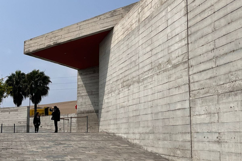 Lima: Private Tour of Barranco, La Herradura, and the Pachacámac Sanctuary