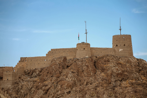 Muttrah Fort: Explore Muscat's Historic Hilltop Fort
