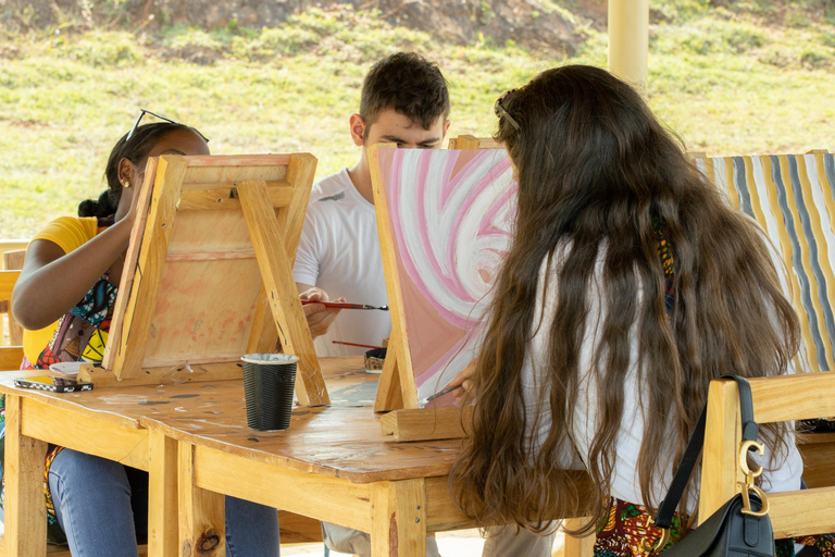 Traditional Umogogo Painting with an Incredible ViewUmugongo Paint Experience: Exploring Traditional Rwandan Art