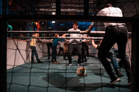 Prag - bordsfotboll Mänsklig bordsfotboll på Fun Arena