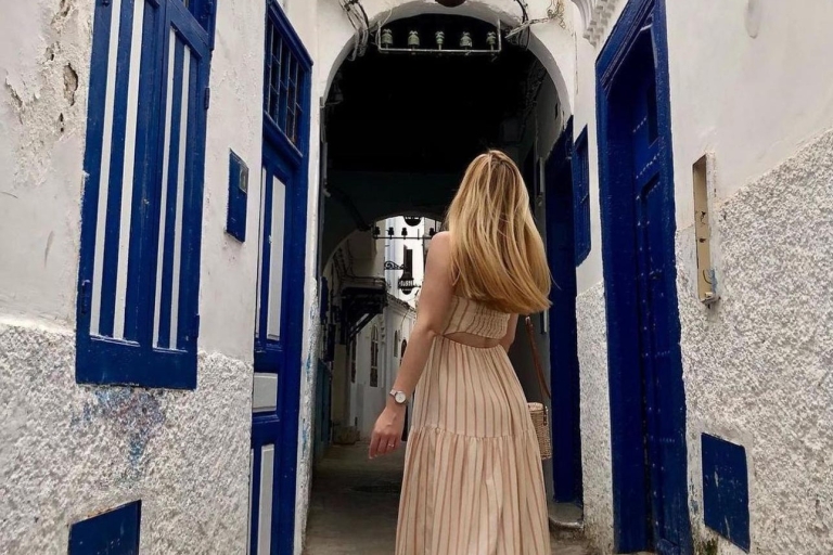 Tarifa à Tanger : excursion d'une journée avec ferry, déjeuner et balade à dos de chameauDe Tarifa à Tanger en excursion privée d'une journée