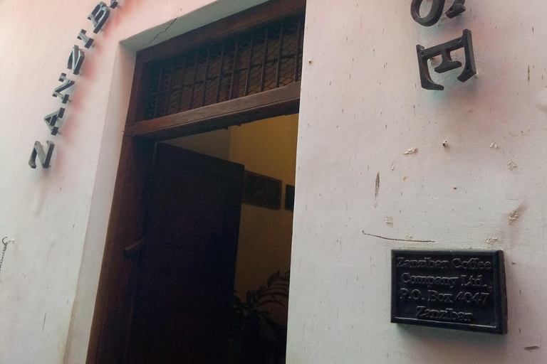 Stone Town-tur: Freddie Mercury-huset och kaffe på taketStone Town-tur: Freddie Mercurys hus och kaffe på taket