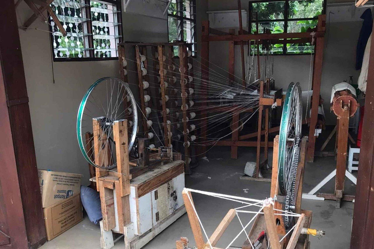 Día 1: Tour de la ciudad de Arusha con taller de shanga y mercado local1 día: Tour de la ciudad de Arusha con taller de shanga y mercado local