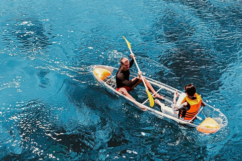 Phuket: James Bond i zatoka Phang Nga luksusowym jachtem o zachodzie słońcaSpotkanie przy molo (opłata za wstęp do parku narodowego wliczona w cenę)