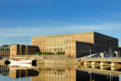 Stockholm: 24 hour Hop On-Hop Off Bus Tour