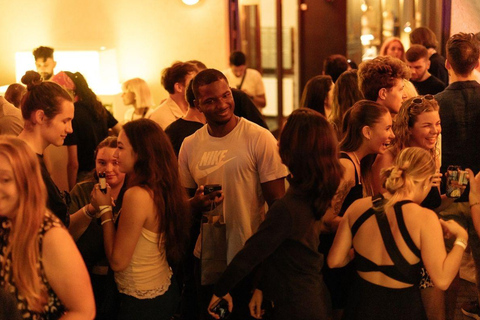 Nice: Pub Crawl With Hidden Bars & Live Music in Jazz Club Nice: Pub Crawl With Hidden Bars & Live Music in Jazz Club