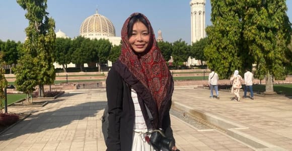 Muscat Highlights: Mosque, Nakhal Fort & Hot Springs