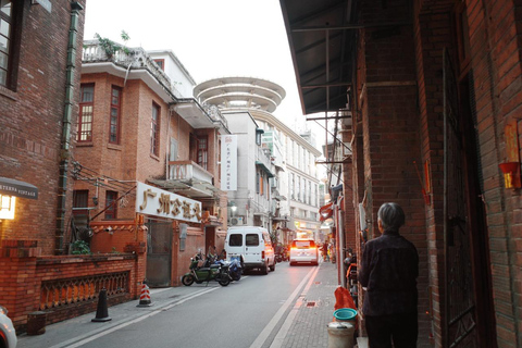 Guangzhou: Cantonese Cuisine & Street Food Walking Tour