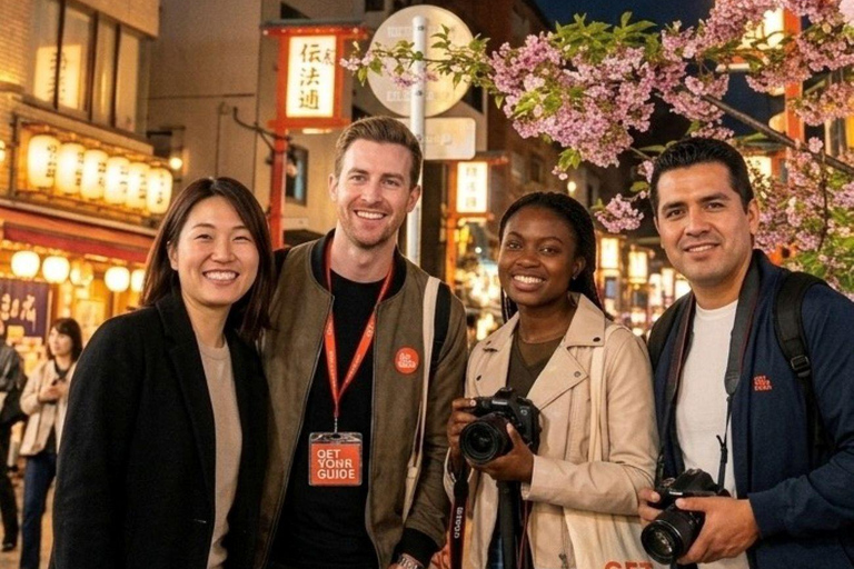 Asakusa: Private Photo Walk & Photoshoot