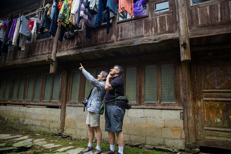 Guilin: Longji Rice Terraces & Bamboo Rice Cooking Day Tour