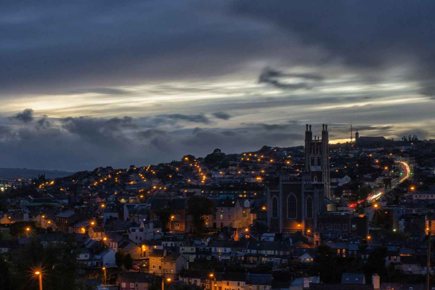 科克魅力探索：本地导游带您私密漫步之旅