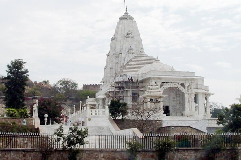 Jaipur: City Night Tour with Patrika Gate & Masala Chowk Tea Night Tour by Car