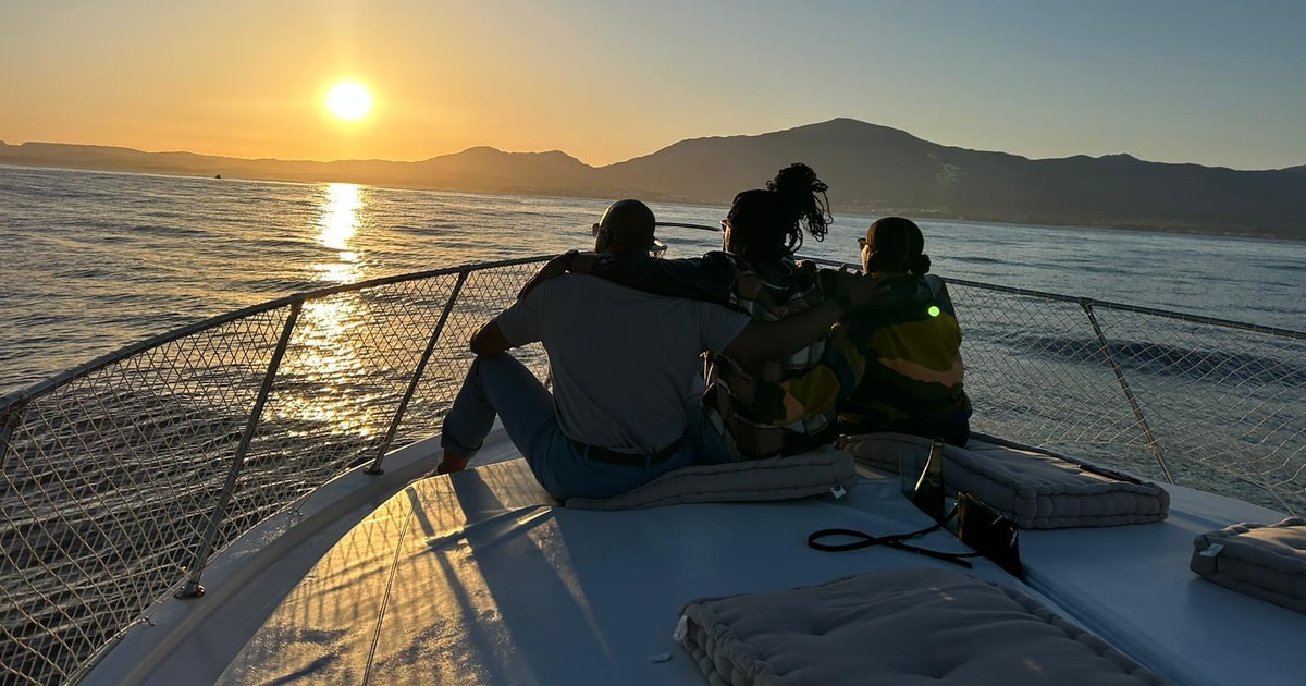 sunset cruise estepona