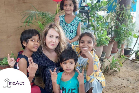 SBB Volunteer abroad at the Educational Centre in Slums SBB Volunteer at an Educational Centre in Slums