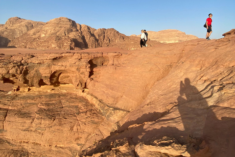 Wadi Rum: Full Day Jeep Tour with a Bedouin guide