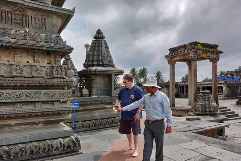 Belur and Halebid: Private guided tour from Bangalore